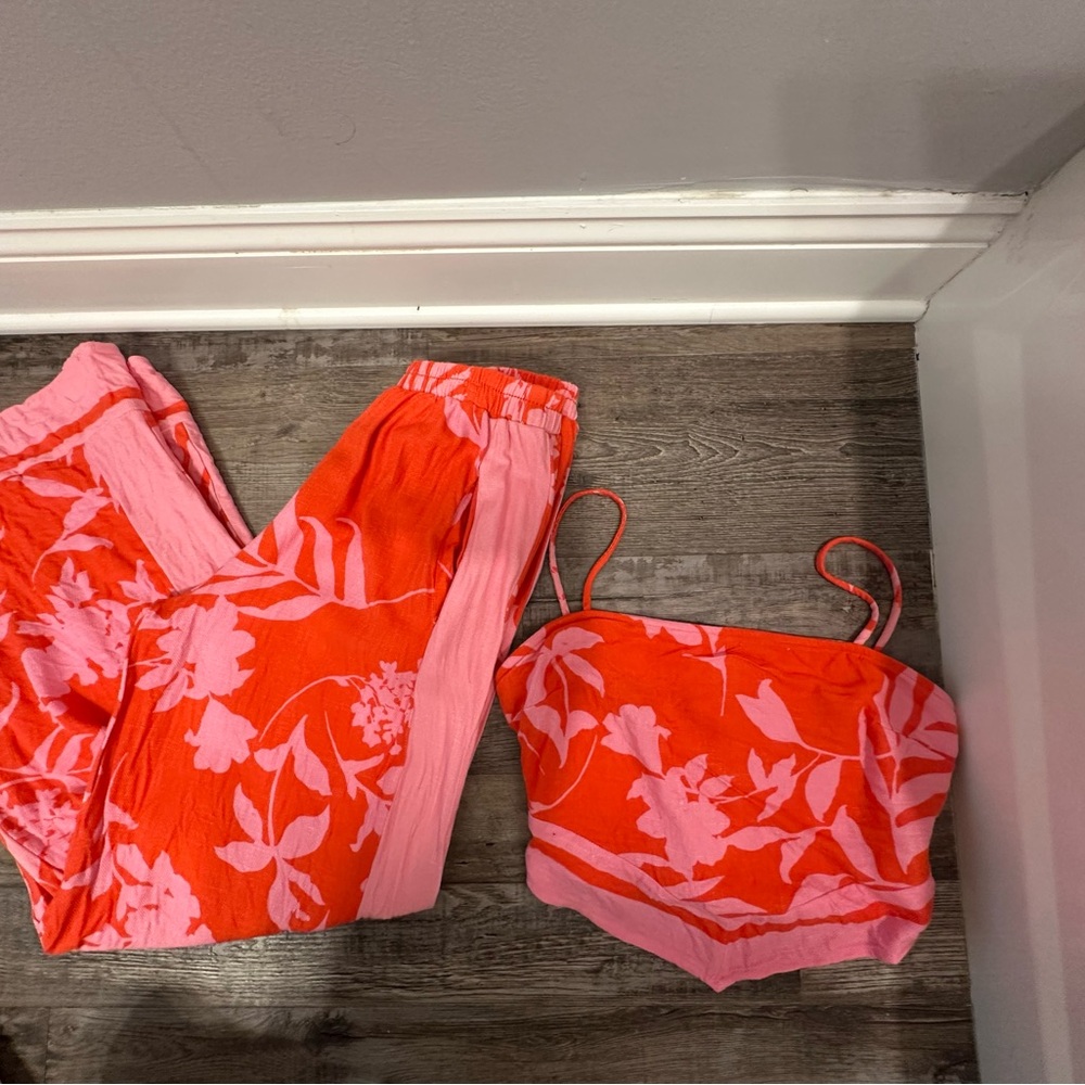 Floral Pink and Red Set🩷 - Picture 6 of 8